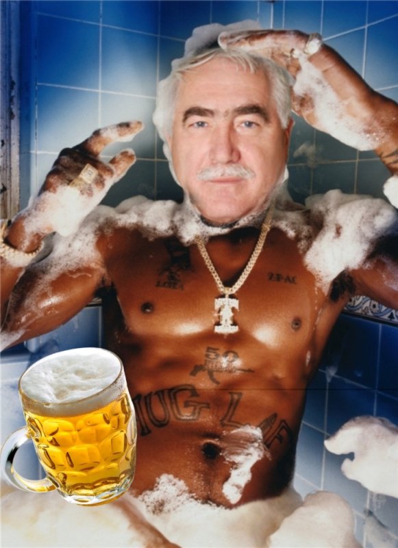 Фотошоп русский парень с пивом с голливудской звездой Мем