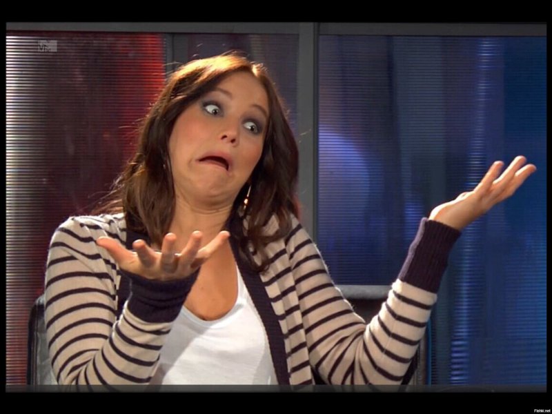 Девушка показывает нет