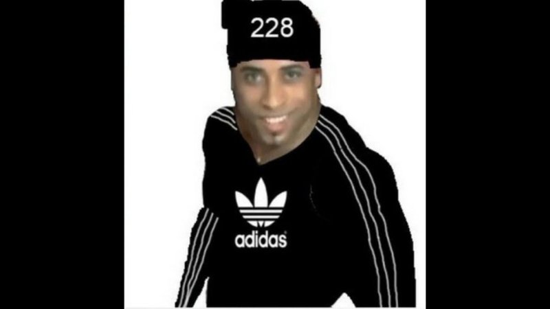 Челик в адидасе