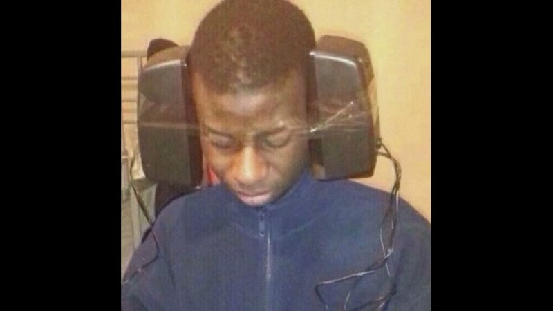 Огромные смешные наушники