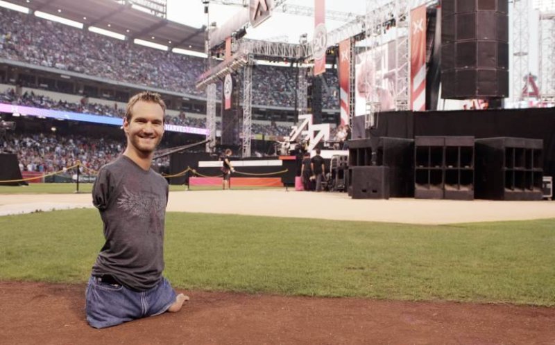 Ник Вуйчич на пробежке