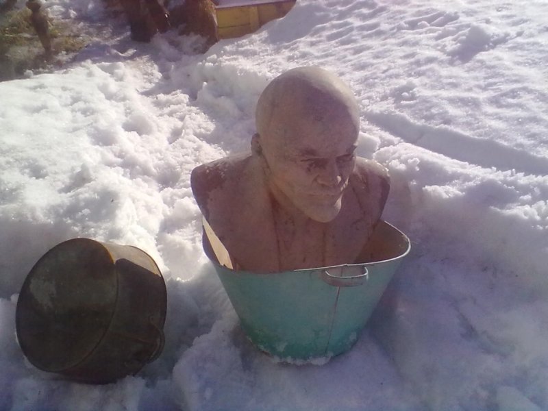 Дед в тазике