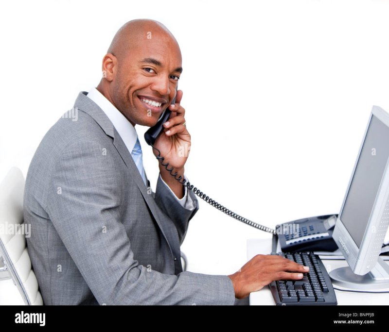 Негр с телефоном