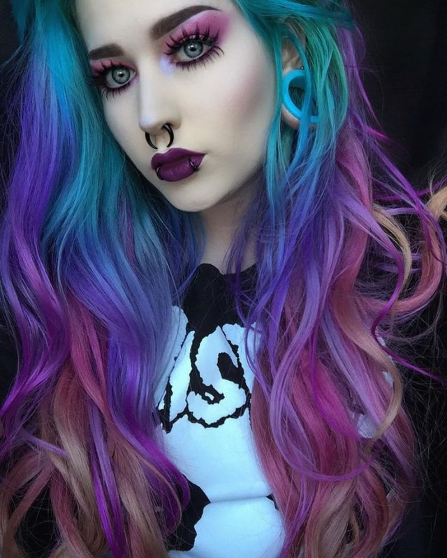 Разноцветные волосы для девочек
