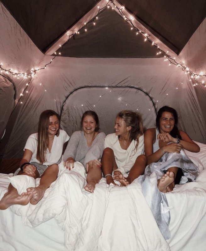 Ночевка с друзьями