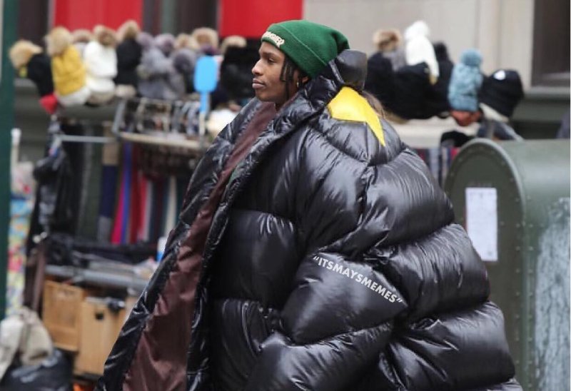 Пуховик Balenciaga Oversize