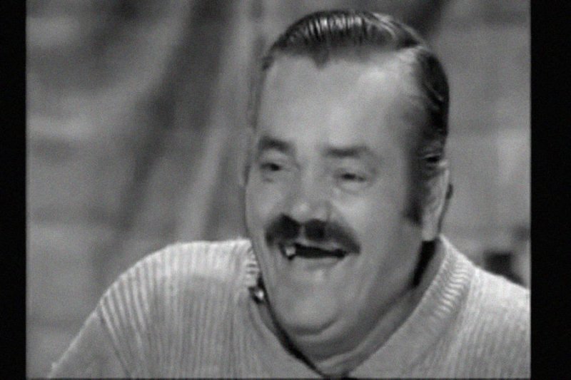 Со смеющимся мужиком мексиканцем