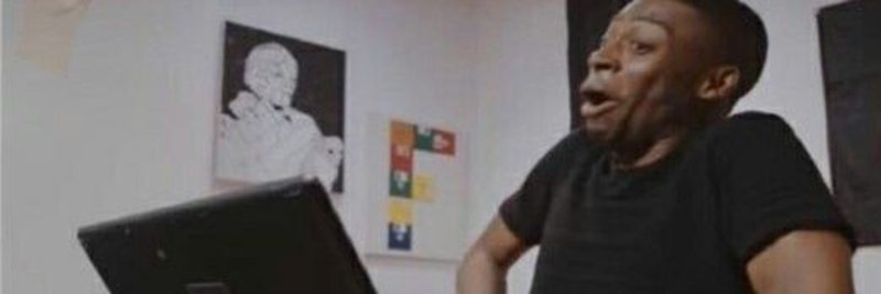 Негр полез в штаны Мем