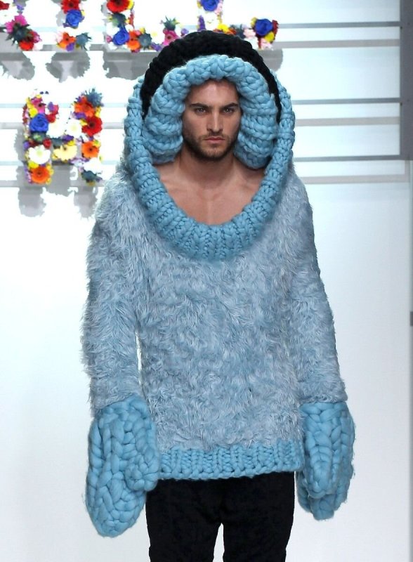 Вязаный костюм мужской