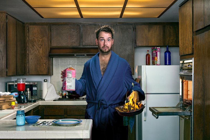 Парень на кухне