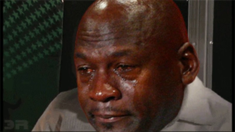 Чернокожий мужчина плачет