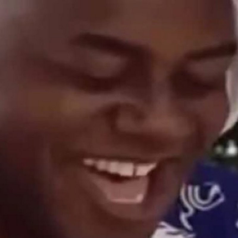 Еее бой негр