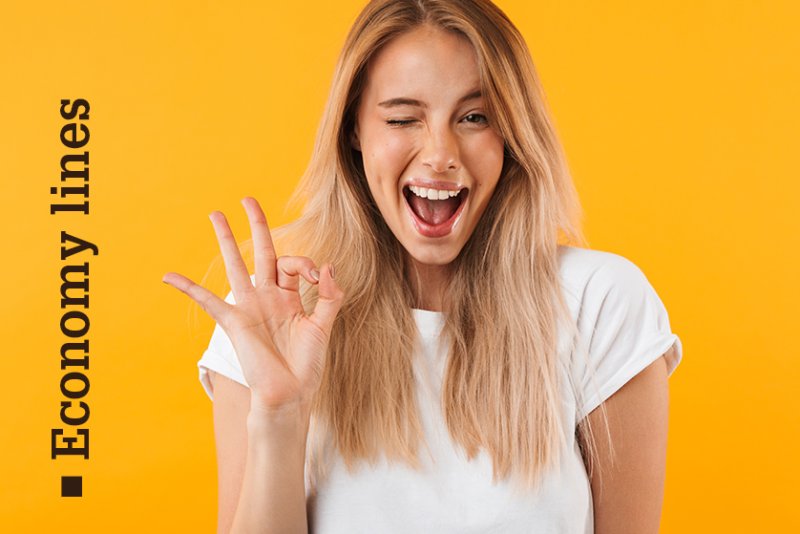 Радостная девушка