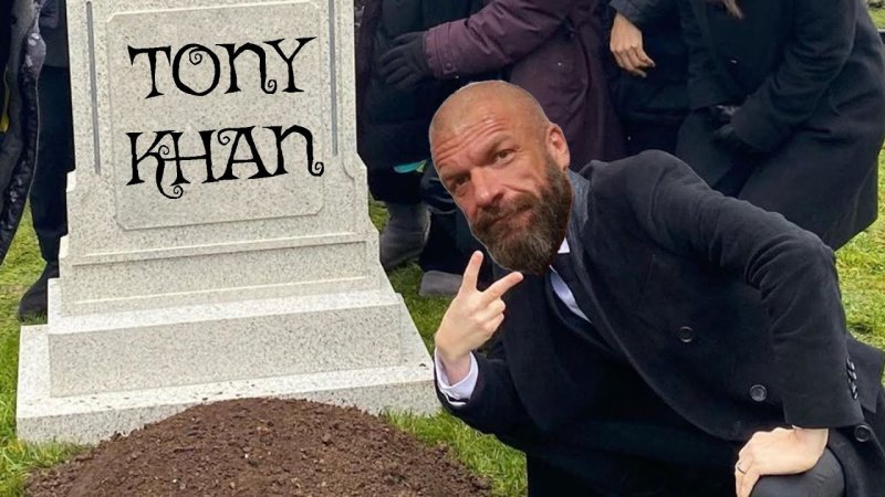 Грант Гастин возле могилы Оливера