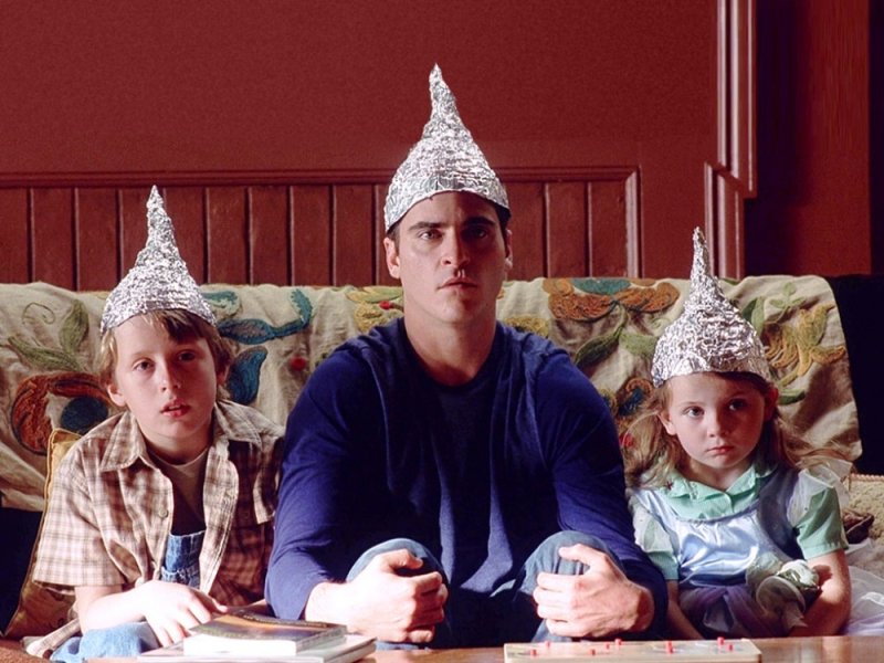 Фильм знаки шапочка из фольги