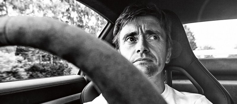 Нигер за рулем