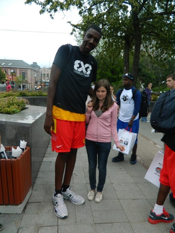 Двухметровый негр