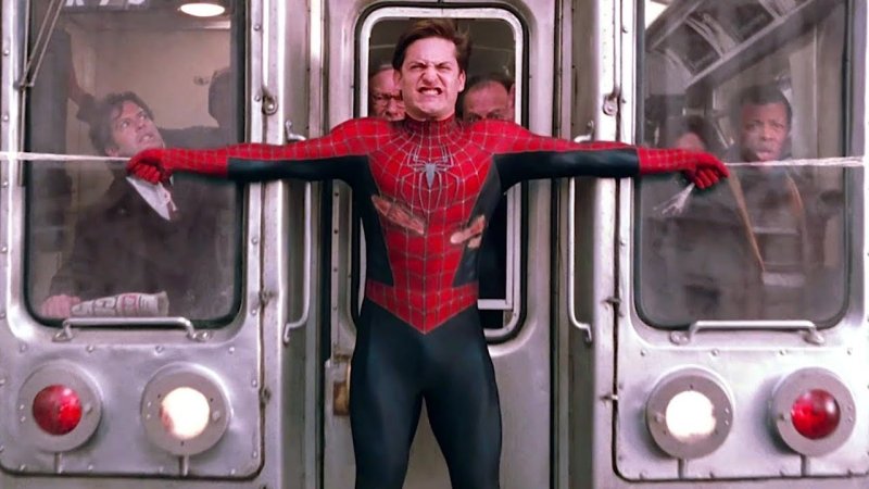 Питер Паркер спас поезд