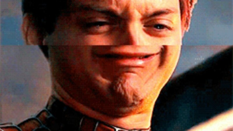 Питер Паркер Тоби Магуайр плачет