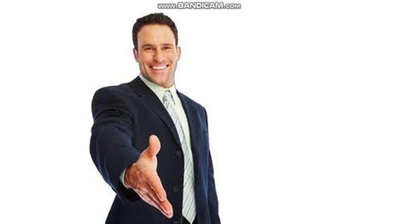 Мужчина с протянутой рукой