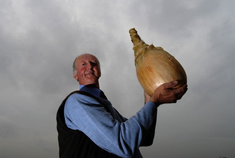 Лук Питер Глейзбрук рекорд