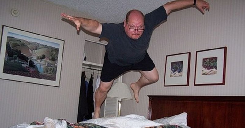 Прикольные кровати