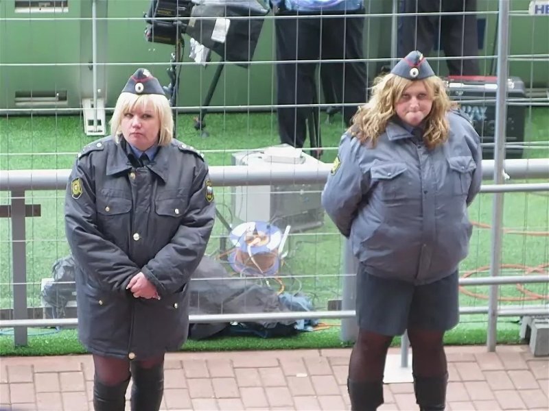 Страшная женщина полицейский