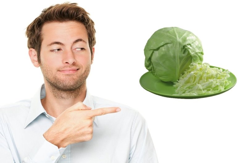 Человек есть квашеную капусту