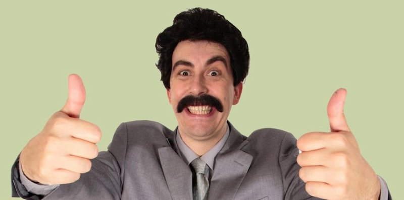 Показывает пальцем