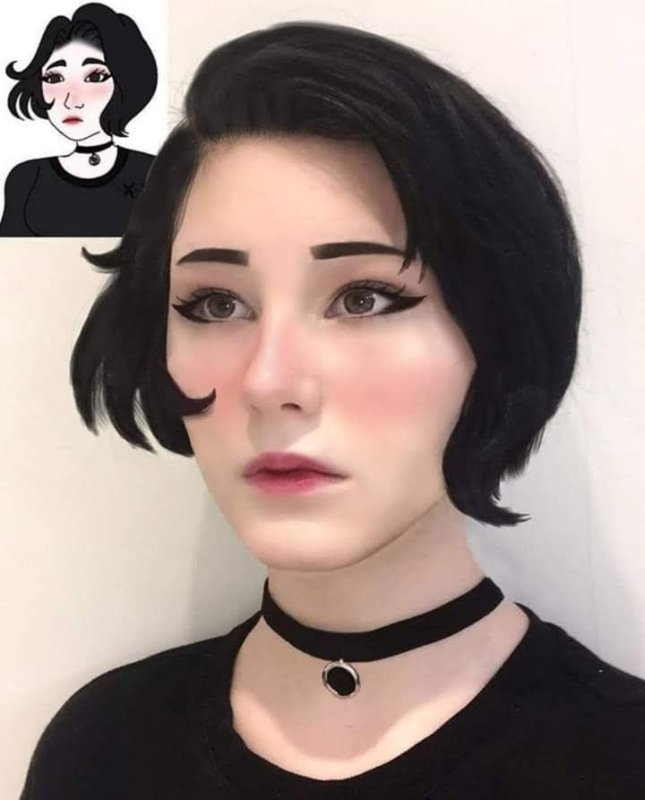Косплей с короткими черными волосами