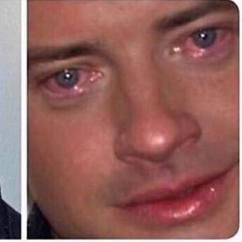 Накуренный чел с красными глазами