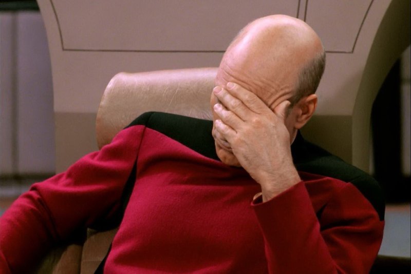 Стартрек лысый Капитан