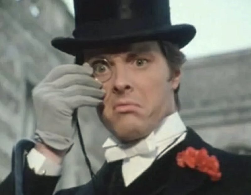 Аристократ с моноклем