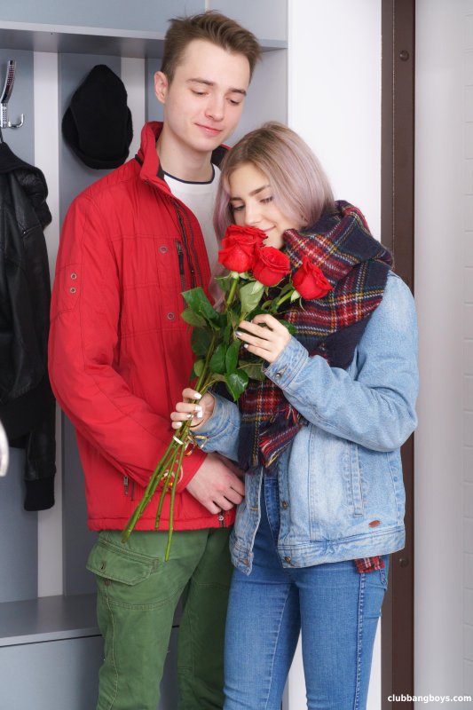 Ева Элфи и адам