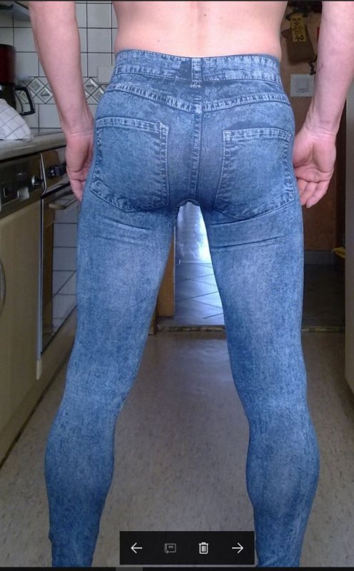 Мужики в обтягивающих джинсах