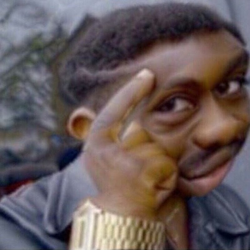 Нкгрис палтцем у Виска