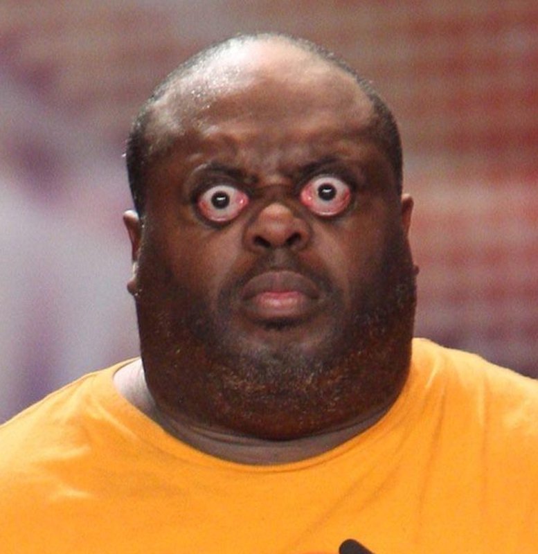 Некр с выпученными глазами