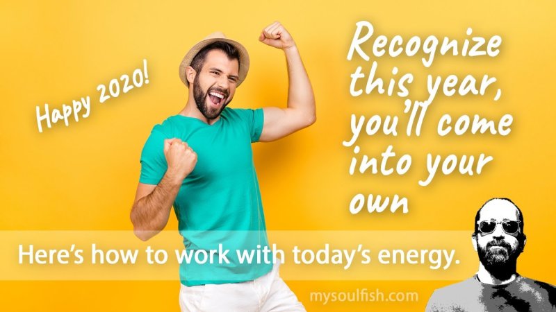 Мужчина на ярком фоне