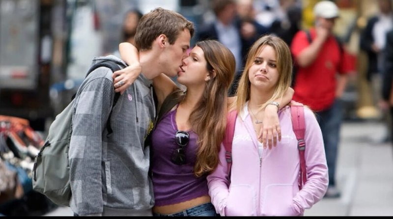 Третий лишний любовный треугольник