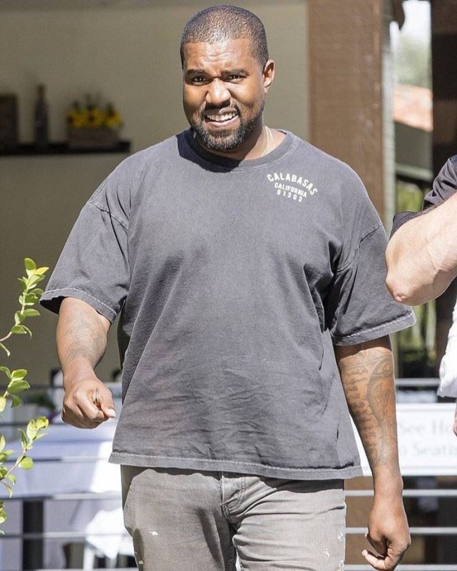 Канье Уэст 136 кг