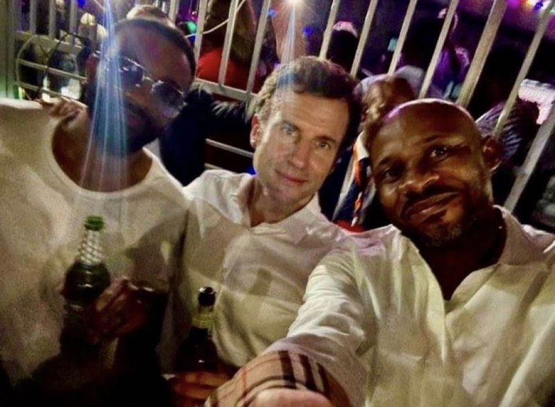 Макрон в Африке 2023