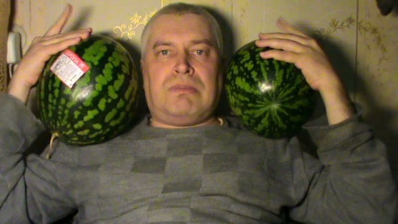 Геннадий Горин с арбузами