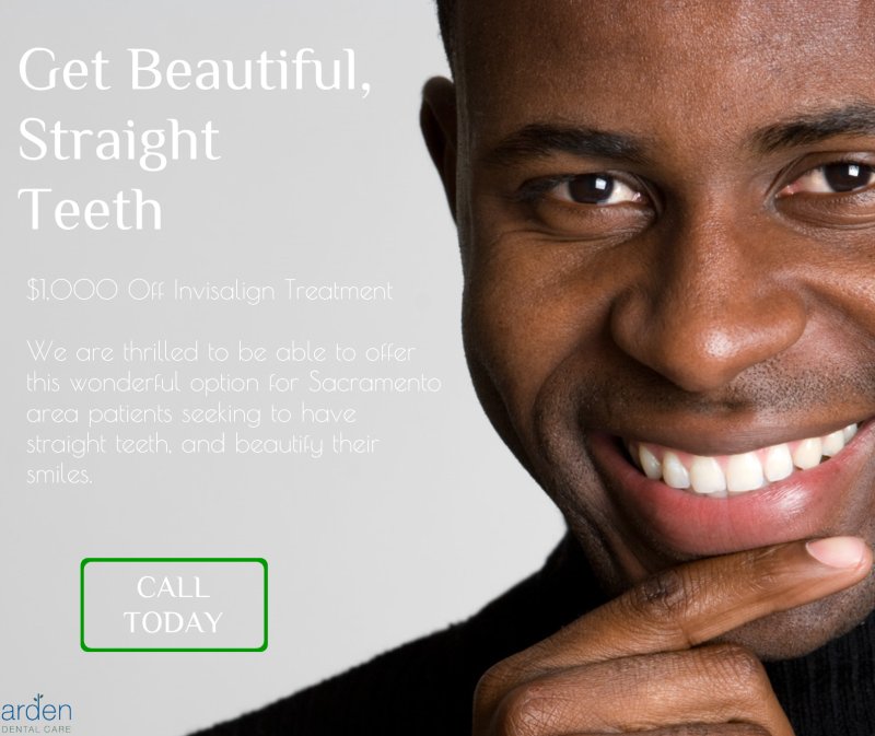 Негр улыбается