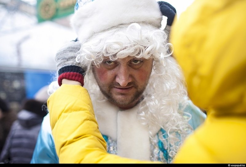 Бородатая Снегурочка