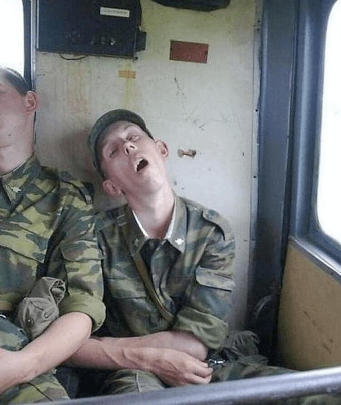 Смешной солдат