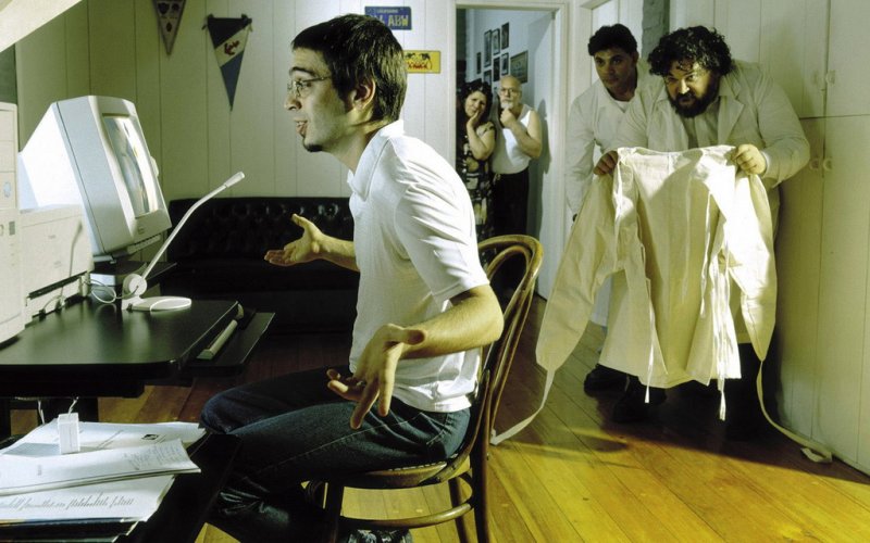 Сумасшедший в смирительной рубашке