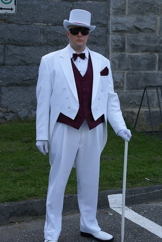 Свадебный костюм