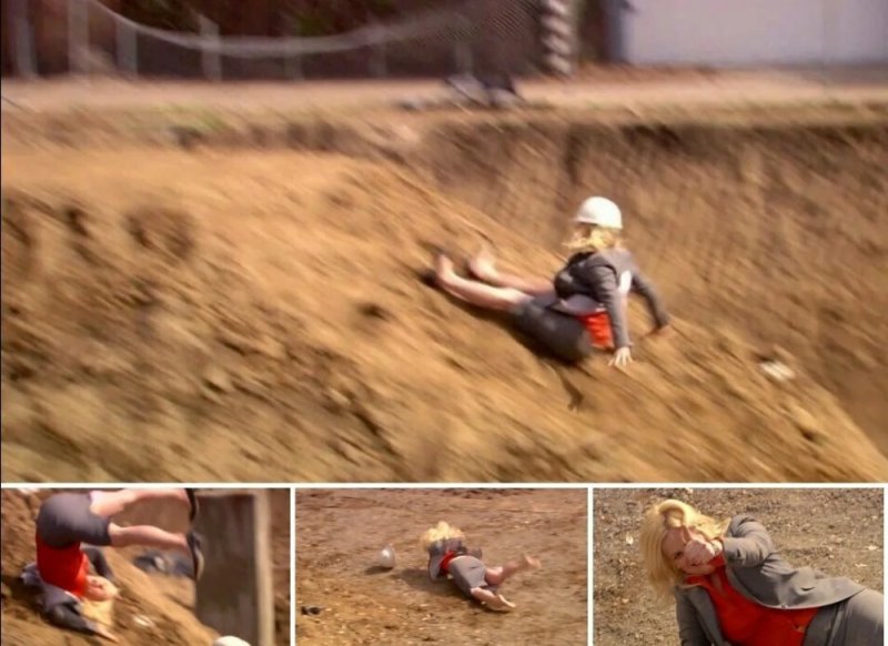 Мем женщина падает с горы