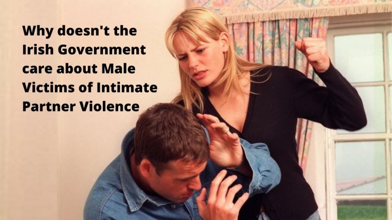 Мужчина бьет женщину Мем