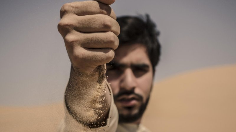 Песок в руках